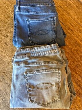 Abercrombie & Fitch Two-Tone Straight Leg Jeans in Dark Blue and Light Blue